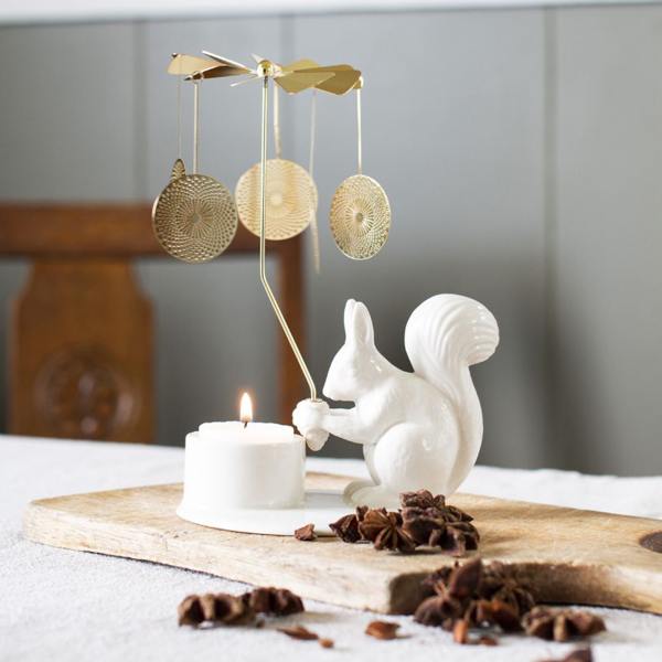 dottir kerzenhalter winter stories eichhoernchen mit waermespiel weihnachtspyramide wunderschoen-gemacht