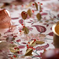 bungalow dk goldene blaetter girlande mit roten beeren golden garland berries wunderschoen-gemacht