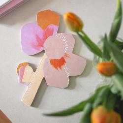 Kaisu Mari wandschmuck fruehlingsblueten rosa wunderschoen-gemacht