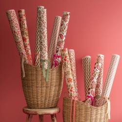 bungalow dk handgeschoepftes papier rosa rote blumenmuster wunderschoen-gemacht