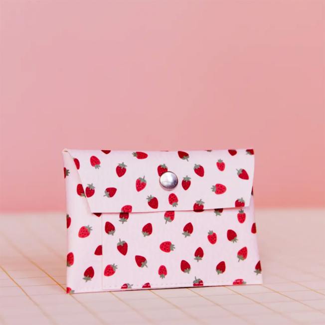 ecke geldbeutel wallet kartenetui rosa erdbeeren wunderschoen-gemacht