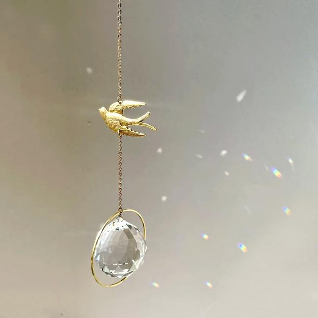 von lani sonnenfaenger suncatcher kristalle goldener vogel schwalbe wunderschoen-gemacht