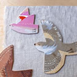 Kaisu Mari wandschmuck mini soulbird vogel hymy pinker wunderschoen-gemacht