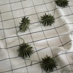dbkd papier schneeflocken girlande garland flakes gruene wunderschoen-gemacht